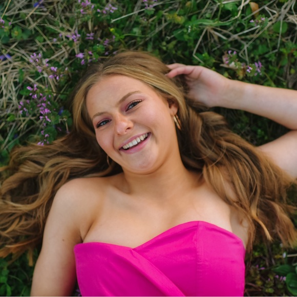 Meet your Posher, Meredith - Picture 13 of 13